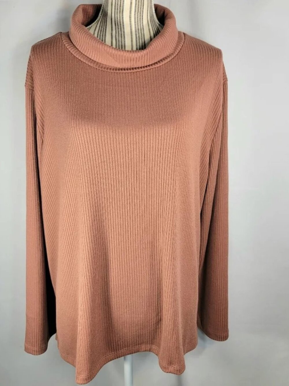 Ava & Viv NWT Red Turtleneck Ribbed Long Sleeve Side Slits Top Plus Size 1X